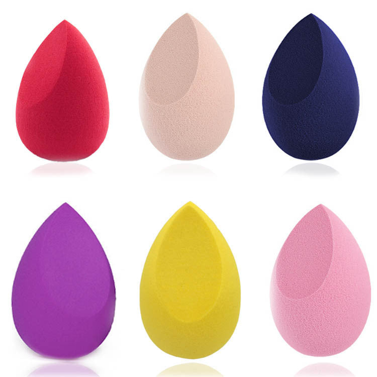 Beauty Blender: Versatile Makeup Sponge